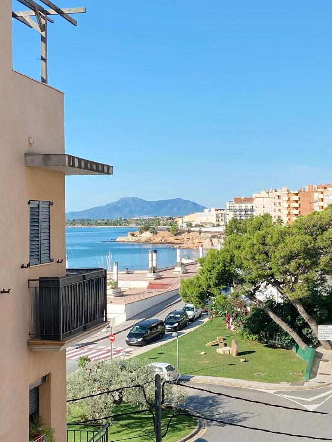 Apartament Ampolla Port Л'Ампола Екстериор снимка